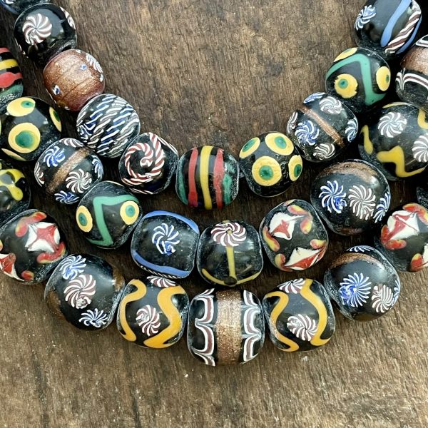 JB1 Java "Borneo" Beads